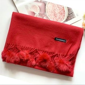 Got your Gift 🎁! Shawl with Pom Pom